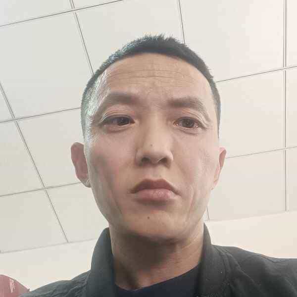 40岁岁四川单身帅哥 - 兴安盟吉缘网