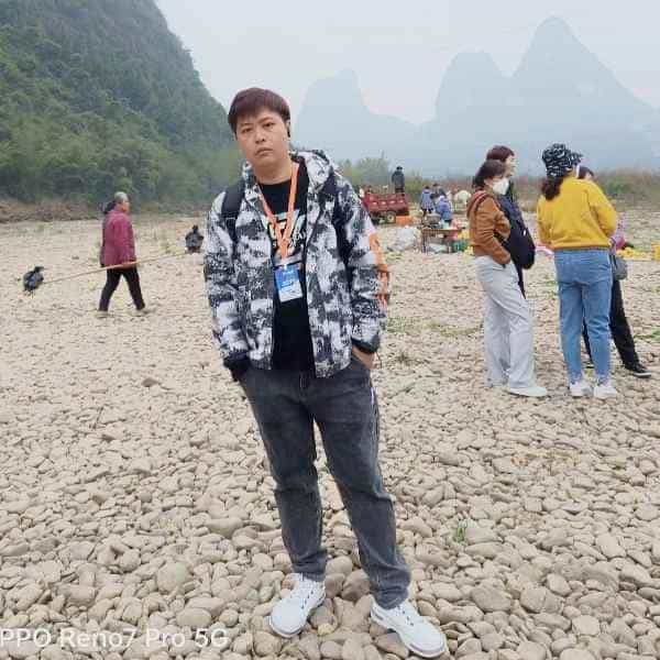 35岁岁浙江单身帅哥 - 兴安盟吉缘网