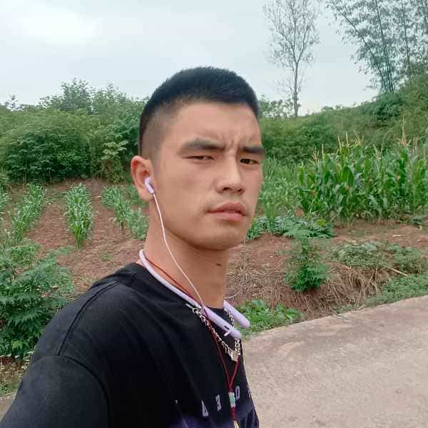 35岁岁四川单身帅哥 - 兴安盟吉缘网