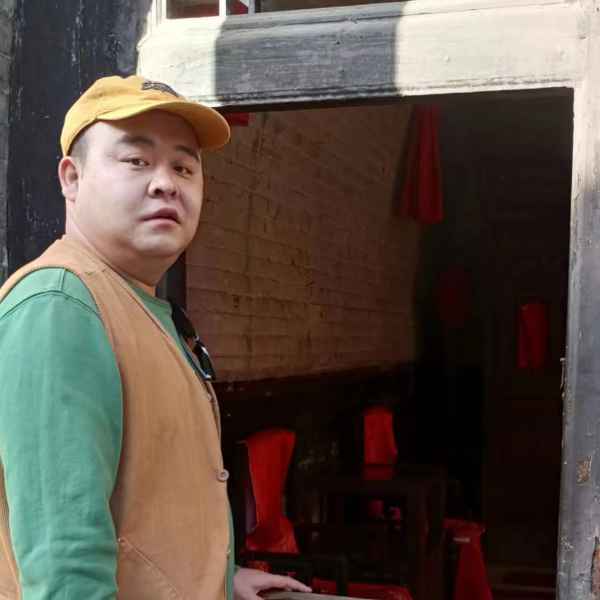 35岁岁陕西单身帅哥 - 兴安盟吉缘网