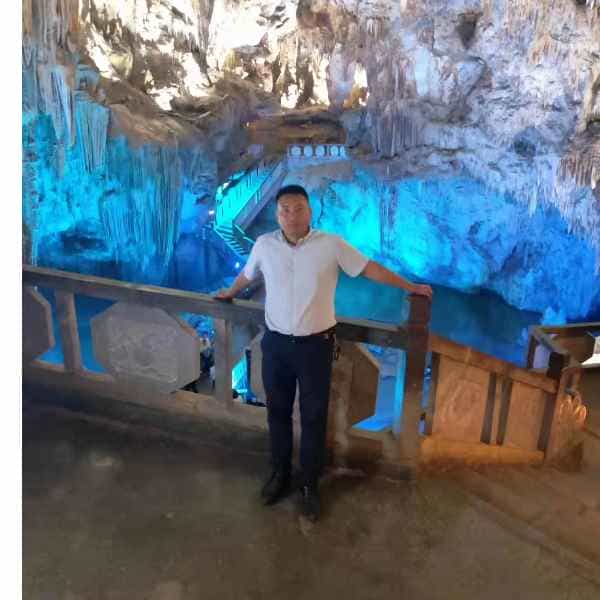 35岁岁云南单身帅哥 - 兴安盟吉缘网